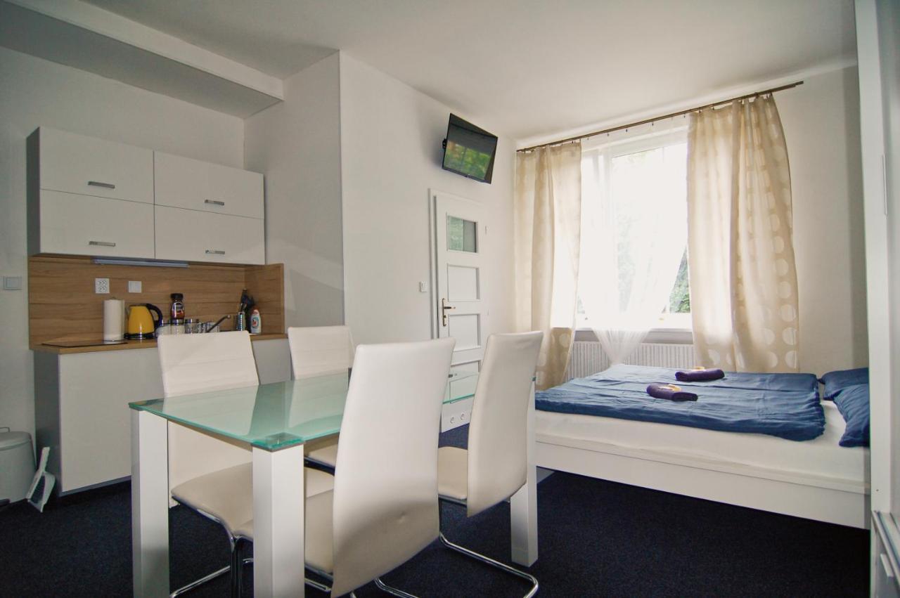 Aparthotel Vitkovice Ostrava Exterior foto